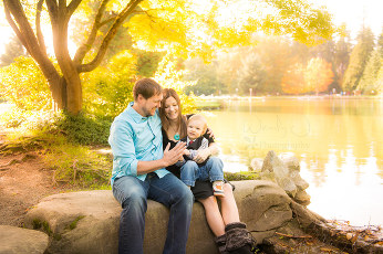 Outdoor family photography session in Burnaby B.C.