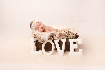 Vancouver newborn photography.