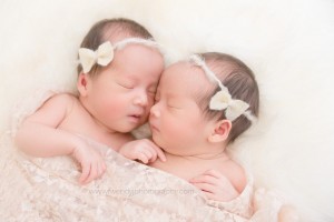 Newborn twins photographed by award winning Wendy J Photography.