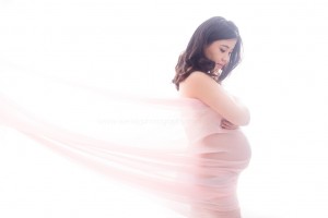 Vancouver maternity photography session by Wendy J Photography, Vancouver B.C.