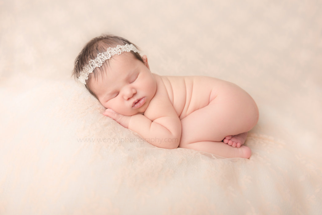 Vancouver newborn photography session by Wendy J Photography.